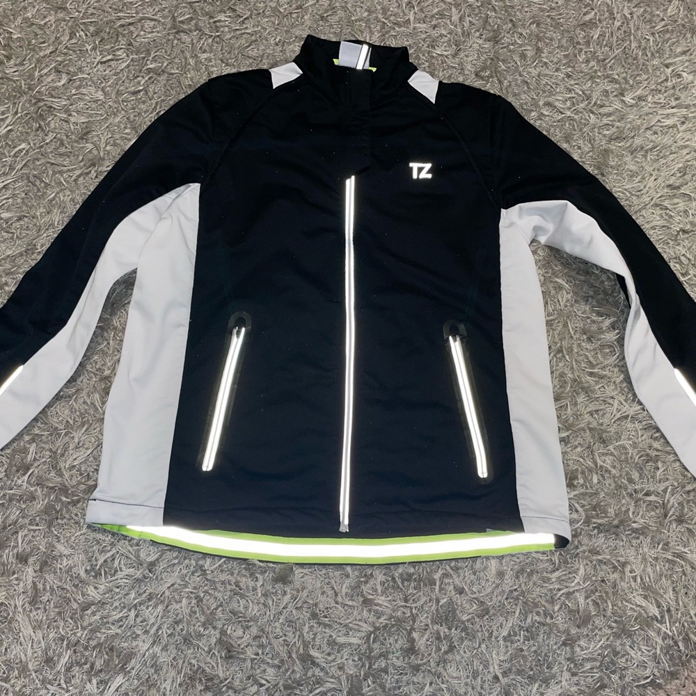 Men's Black and Gray Lightweight Jacket